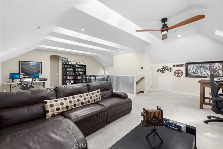 1512 Bluff Place, North Tustin, California 92705