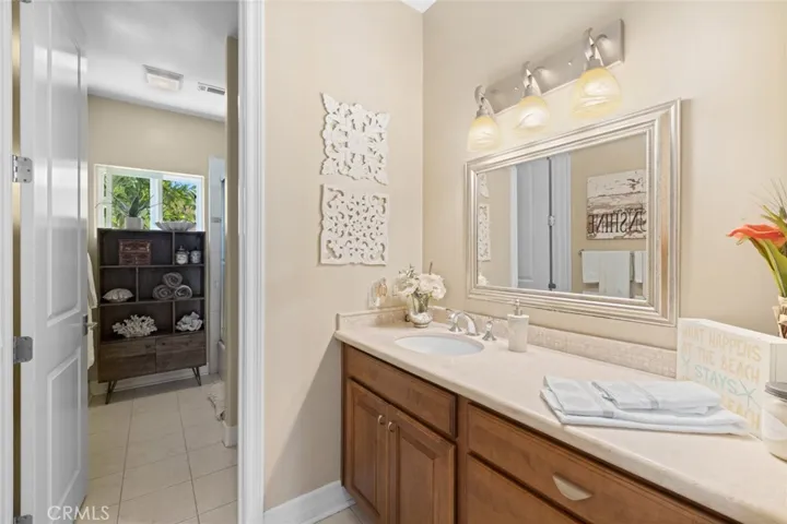1512 Bluff Place, North Tustin, California 92705
