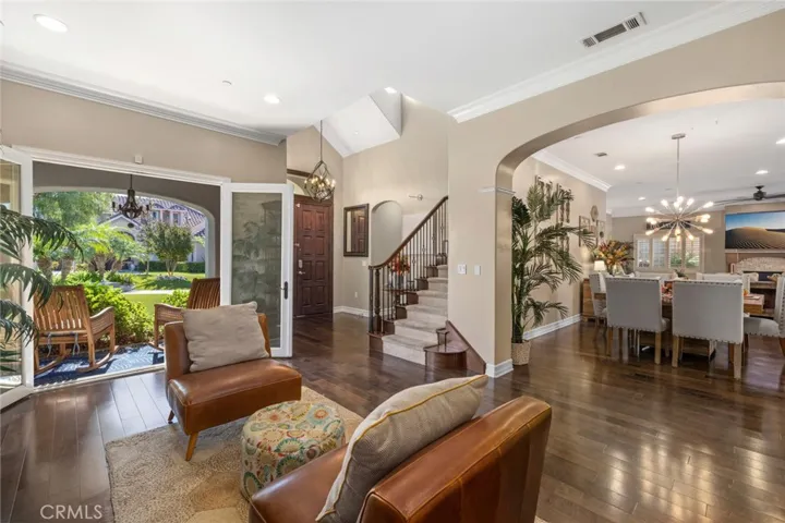 1512 Bluff Place, North Tustin, California 92705
