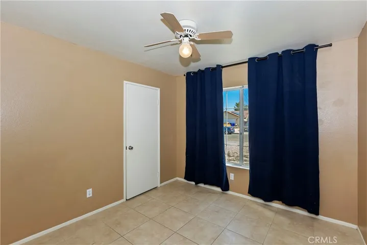 14682 Grey St. Adelanto Ca 92301