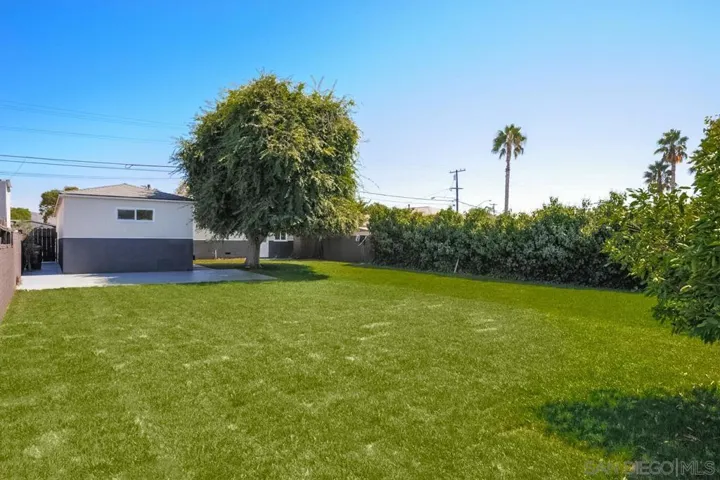 1750 Skyline Dr, Lemon Grove, California 91945