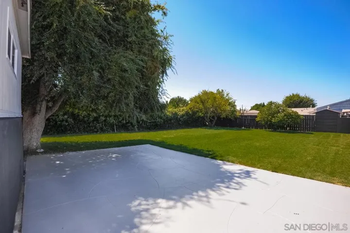 1750 Skyline Dr, Lemon Grove, California 91945