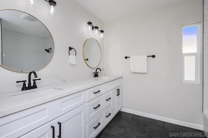 1750 Skyline Dr, Lemon Grove, California 91945