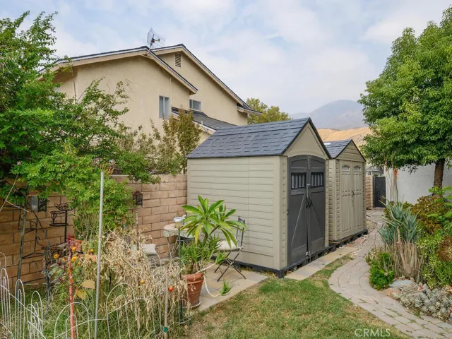 Side yard.