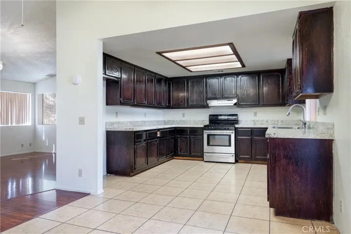 5449 Baileya Avenue, 29 Palms, California 92277