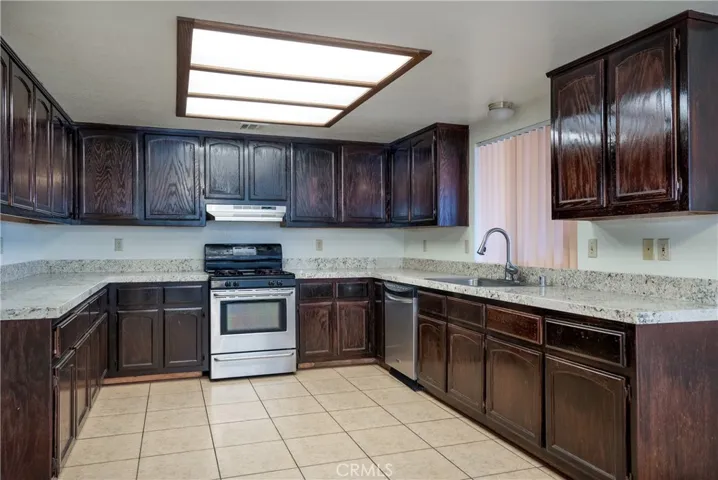 5449 Baileya Avenue, 29 Palms, California 92277