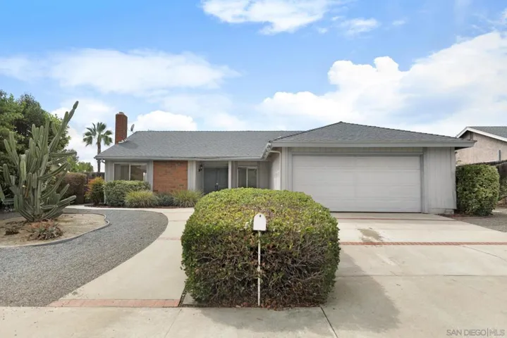 921 Summerfield Pl, Escondido, California 92027