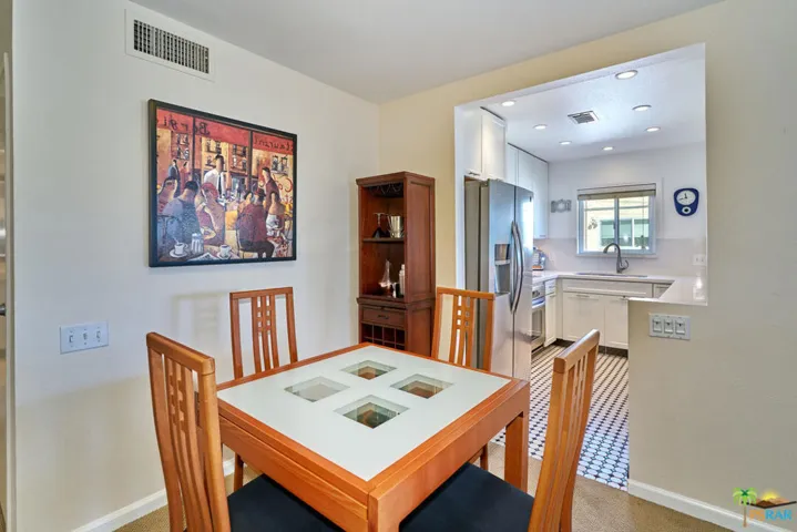 750 E San Lorenzo Road 8, Palm Springs, California 92264