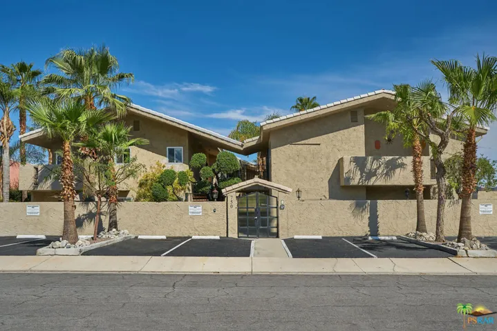 750 E San Lorenzo Road 8, Palm Springs, California 92264