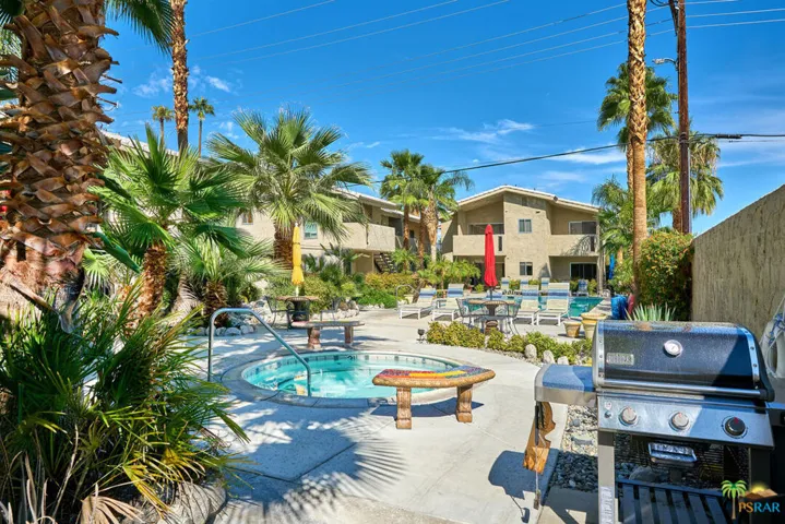 750 E San Lorenzo Road 8, Palm Springs, California 92264