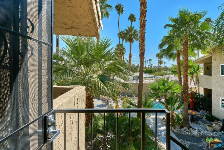 750 E San Lorenzo Road 8, Palm Springs, California 92264