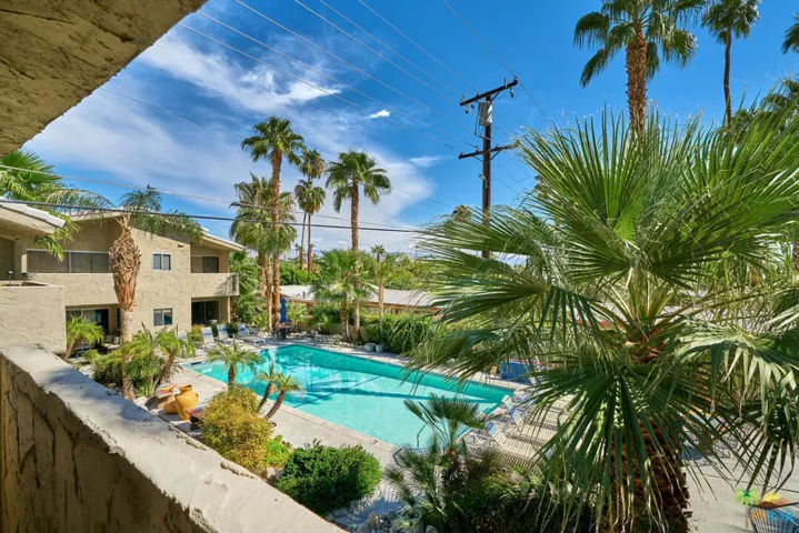 750 E San Lorenzo Road 8, Palm Springs, California 92264