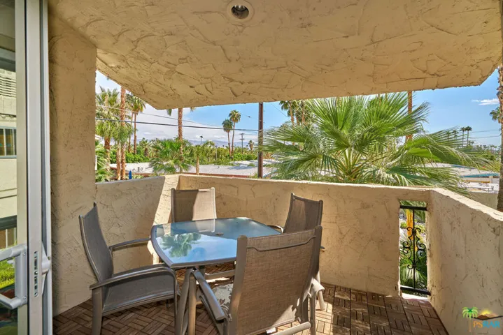750 E San Lorenzo Road 8, Palm Springs, California 92264