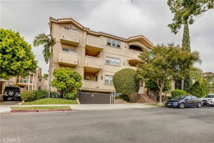 555 E Santa Anita Avenue 104, Burbank, California 91501