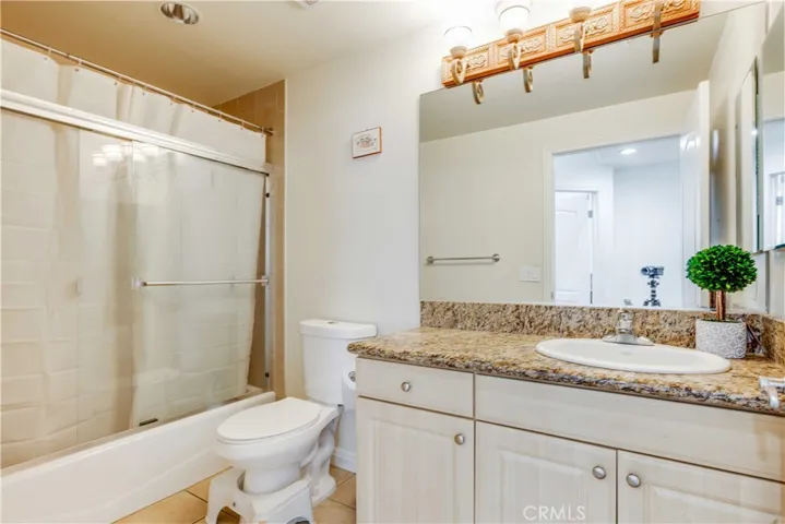 555 E Santa Anita Avenue 104, Burbank, California 91501