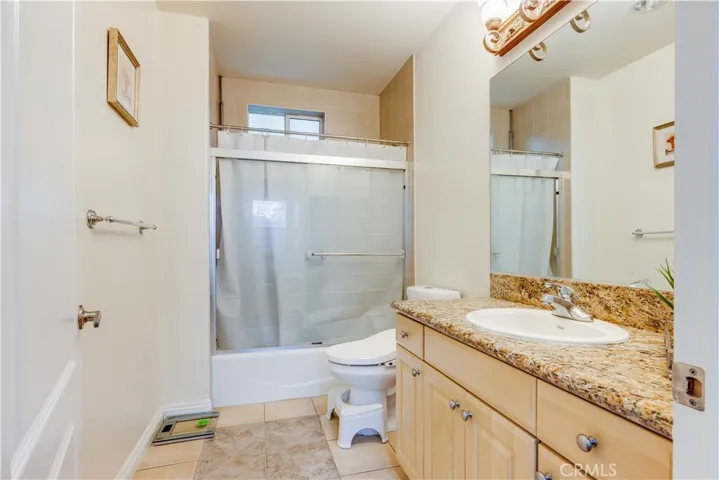 555 E Santa Anita Avenue 104, Burbank, California 91501