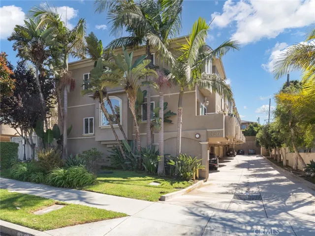 320 E Imperial Avenue 1, El Segundo, California 90245