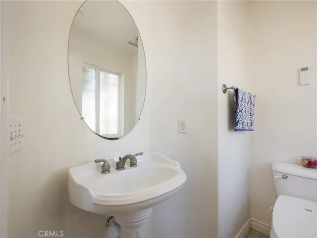 320 E Imperial Avenue 1, El Segundo, California 90245
