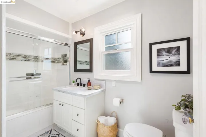 4036 Everett Avenue, Oakland, California 94602