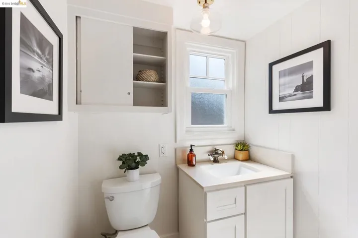 4036 Everett Avenue, Oakland, California 94602