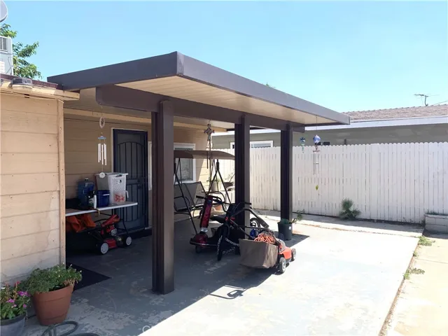 New upgraded Alumawood patio cover