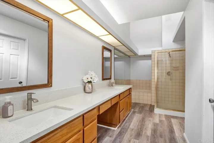 29821 Circle R Creek Lane, Escondido, California 92026