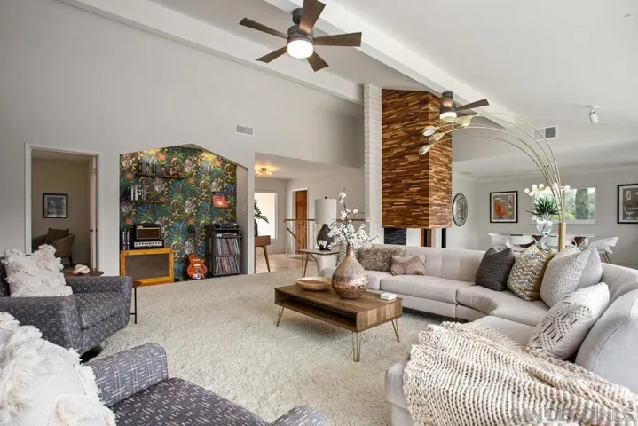 10127 Lake Meadow Ln, Escondido, California 92026