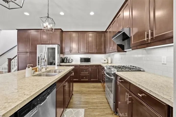 225 Primrose Drive, Lake Forest, California 92610