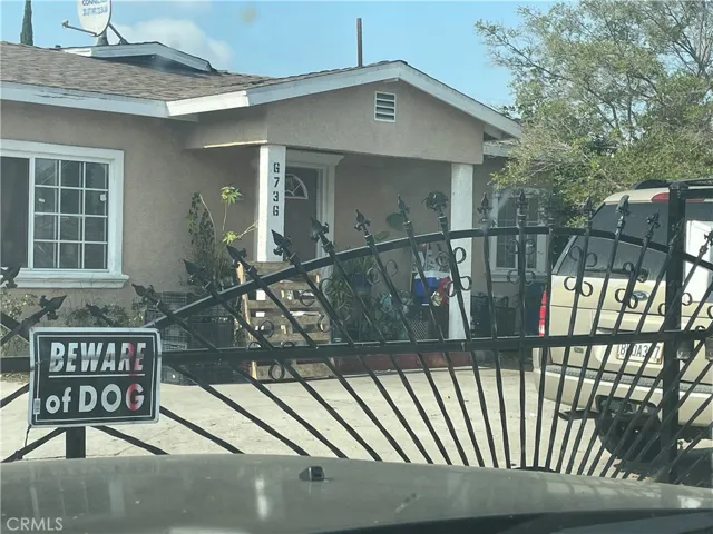 6736 Foster Bridge Boulevard, Bell Gardens, California 90201