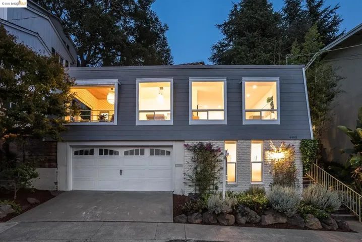 4400 Bridgeview Dr, Oakland, California 94602