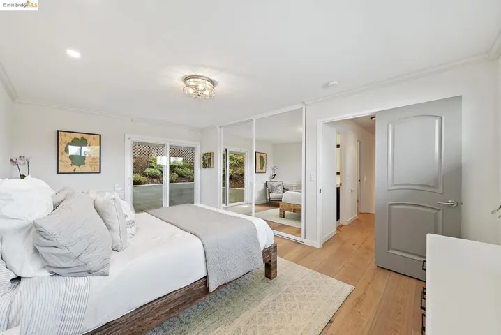 4400 Bridgeview Dr, Oakland, California 94602