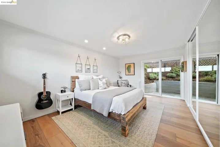 4400 Bridgeview Dr, Oakland, California 94602