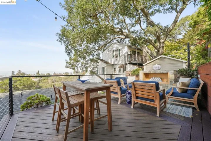 4400 Bridgeview Dr, Oakland, California 94602