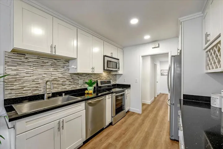 , Santa Clara, California 95051
