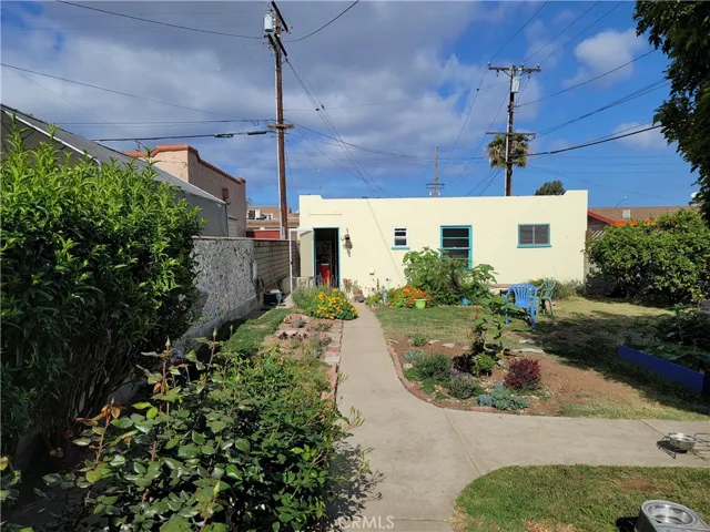 1217 Beech Avenue, Torrance, California 90501