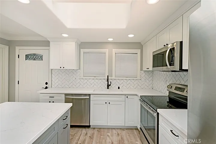 3046 Via Serena S P, Laguna Woods, California 92637