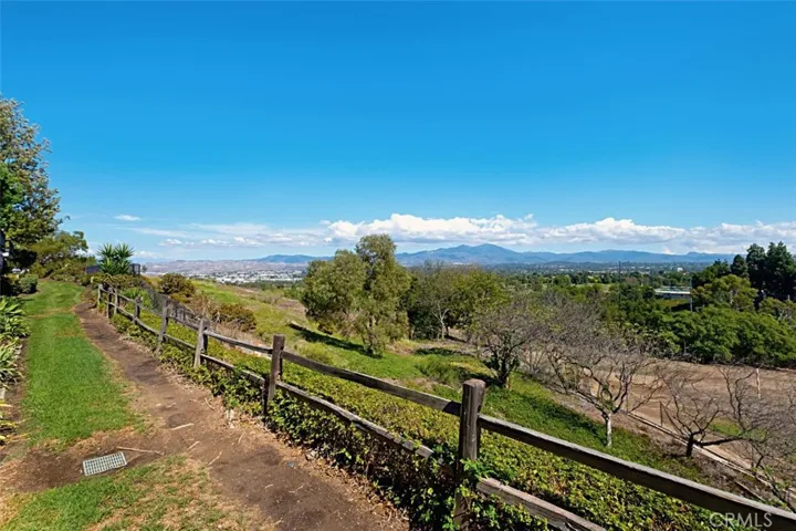 3046 Via Serena S P, Laguna Woods, California 92637