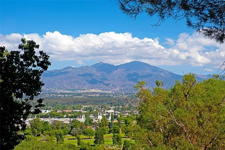 3046 Via Serena S P, Laguna Woods, California 92637