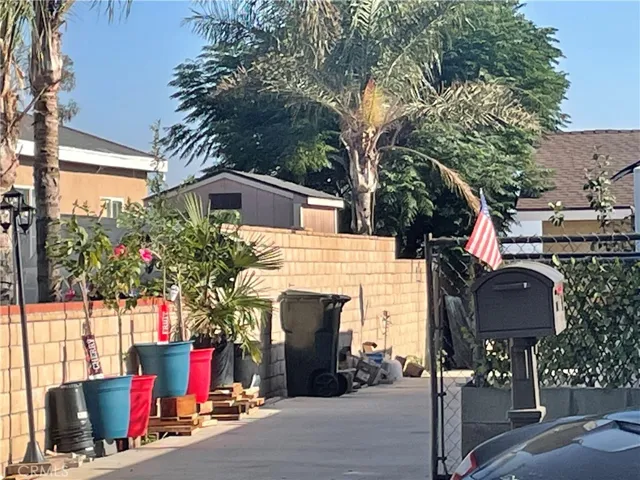 15635 Curtis Avenue, Fontana, California 92336