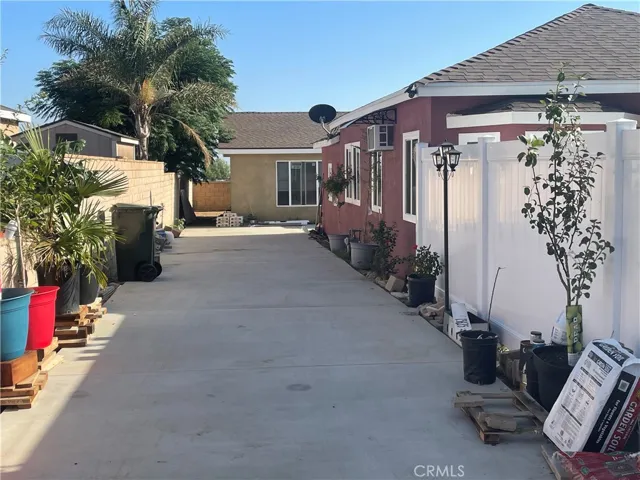 15635 Curtis Avenue, Fontana, California 92336