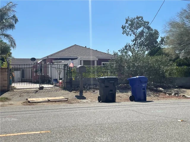 15635 Curtis Avenue, Fontana, California 92336