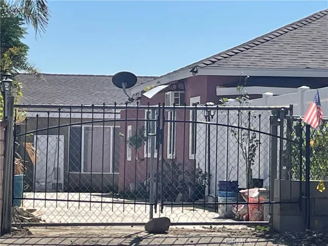 15635 Curtis Avenue, Fontana, California 92336