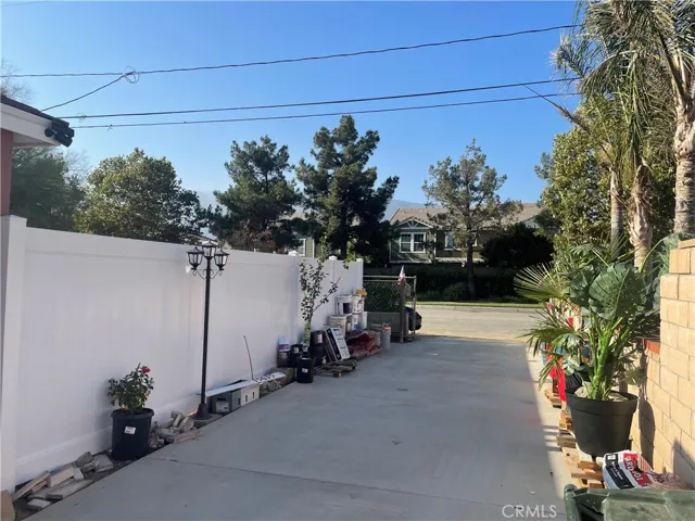 15635 Curtis Avenue, Fontana, California 92336