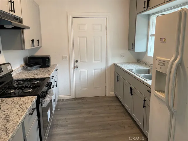 15635 Curtis Avenue, Fontana, California 92336