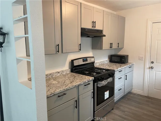 15635 Curtis Avenue, Fontana, California 92336