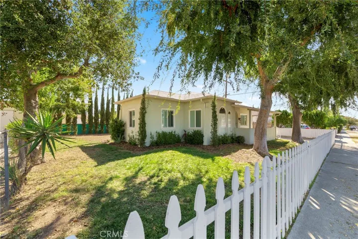 164 Madre Street, Pasadena, California 91107