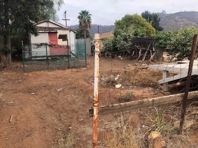 1251 Bates Lane, El Cajon, California 92021