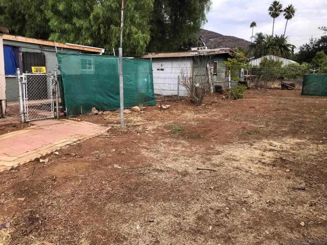 1251 Bates Lane, El Cajon, California 92021