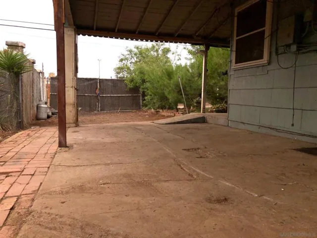 1251 Bates Lane, El Cajon, California 92021