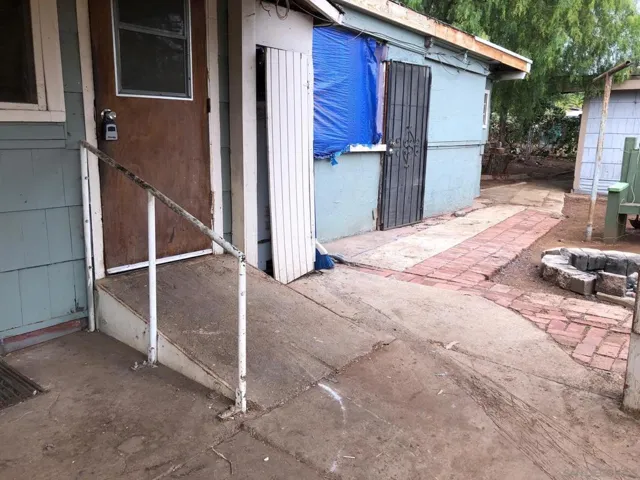 1251 Bates Lane, El Cajon, California 92021